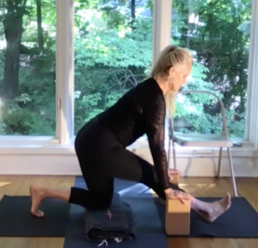 Leslee teaching alignment yoga class - Tune Yoga